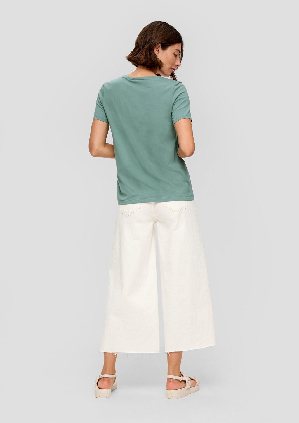 T-Shirt mit V-Ausschnitt