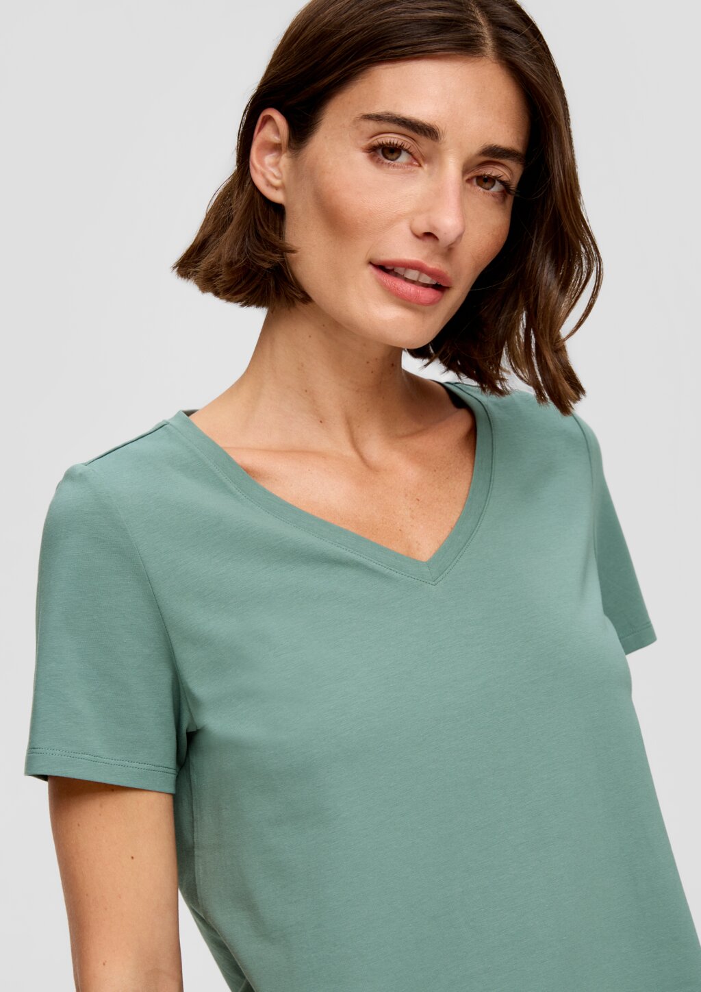 T-Shirt mit V-Ausschnitt