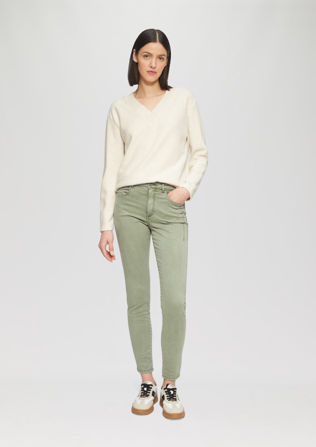 Weiches Sweatshirt mit V-Ausschnitt