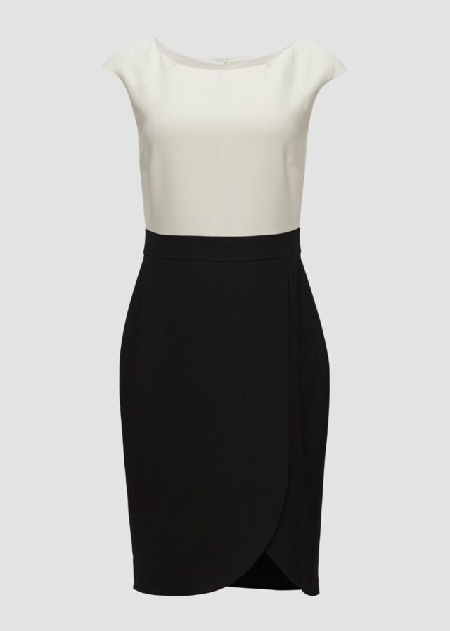 Ärmelloses Etuikleid aus Viskosemix