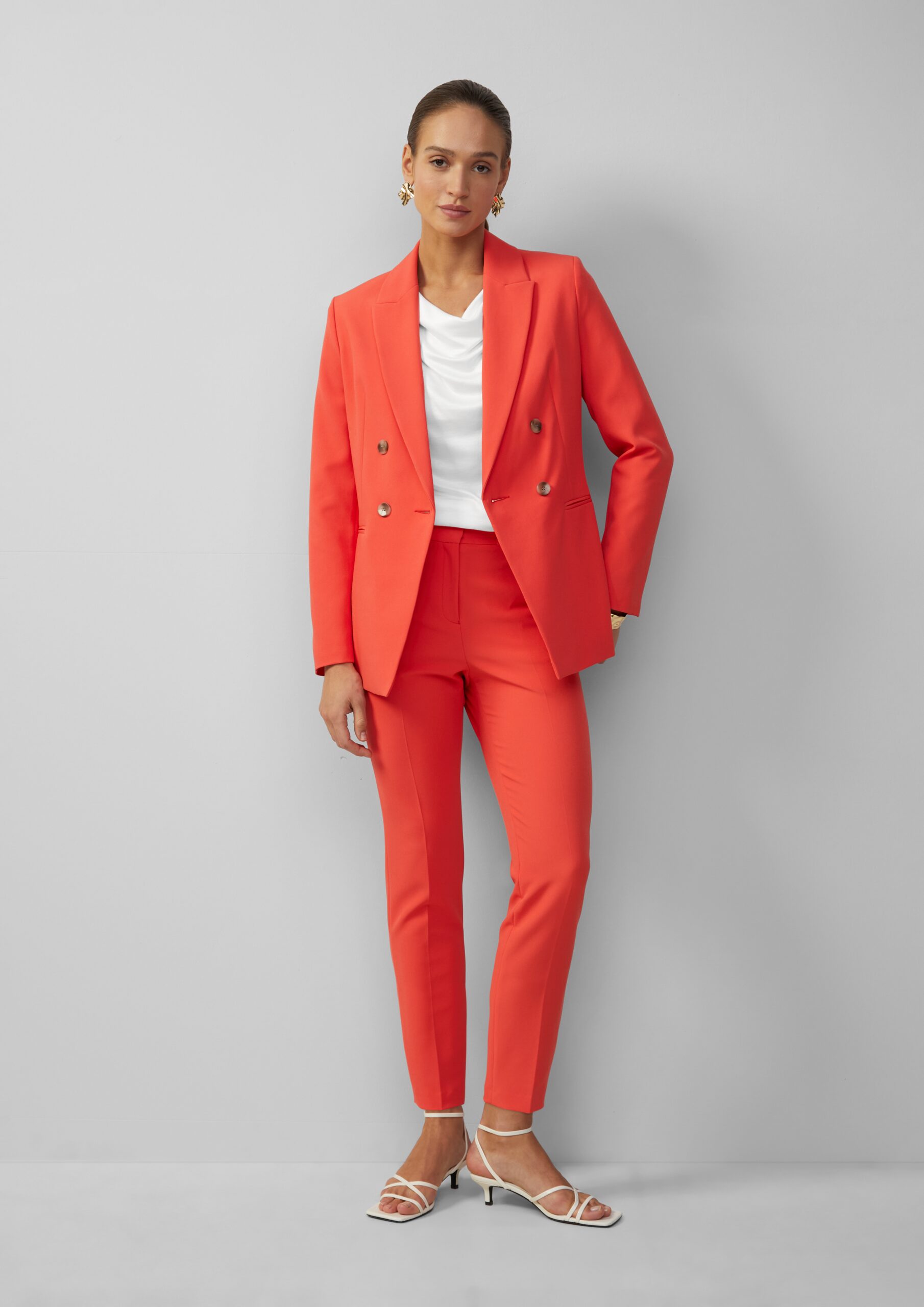 Viskoseshirt aus Interlock-Jersey mit Wasserfall-Ausschnitt