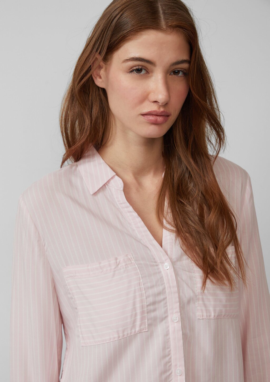 Streifenbluse mit aufgesetzten Taschen