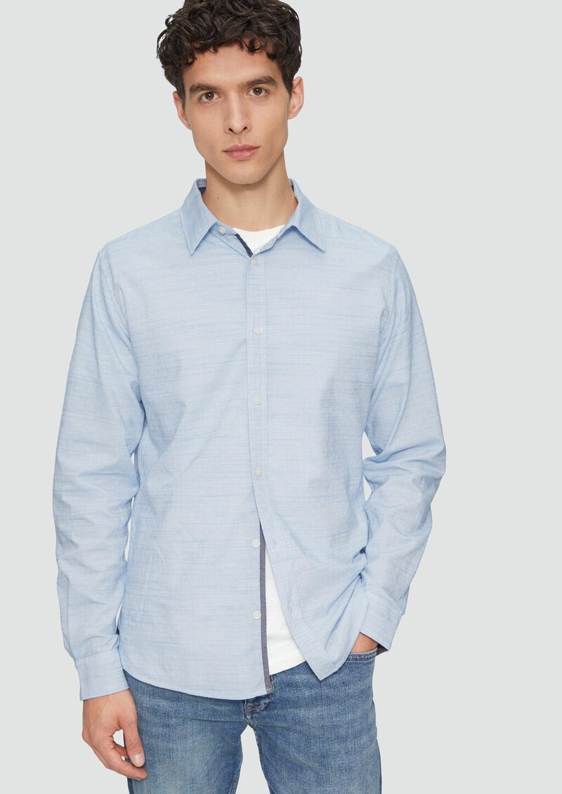 Slim Fit: Strukturiertes Hemd mit Kentkragen