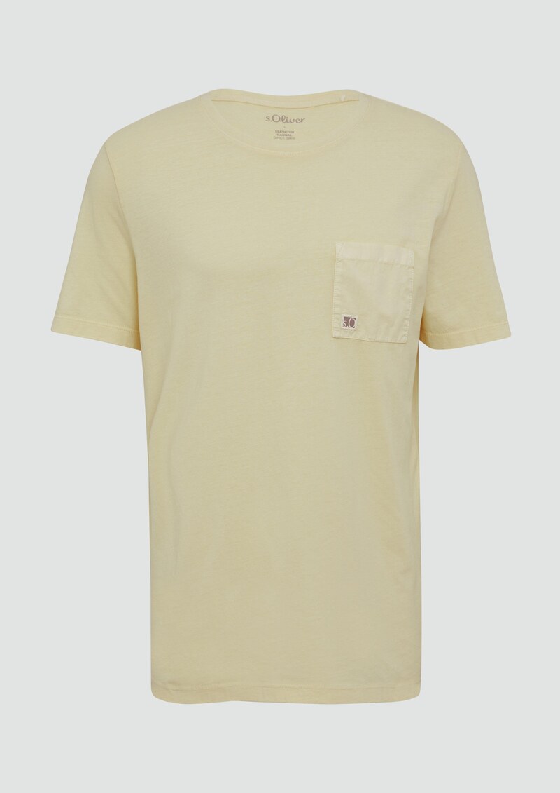 T-Shirt mit Brusttasche und Garment Dye