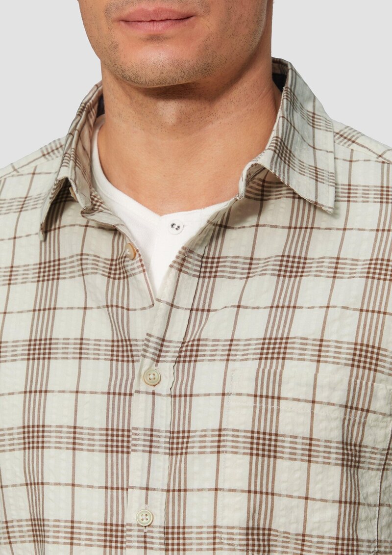 Regular Fit: Kariertes Baumwollhemd aus Seersucker