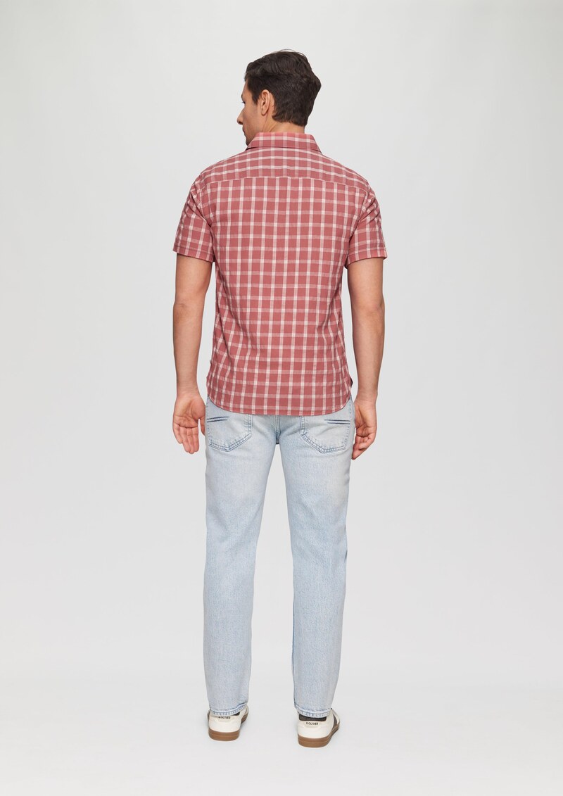 Regular Fit: Kariertes Kurzarmhemd mit Struktur