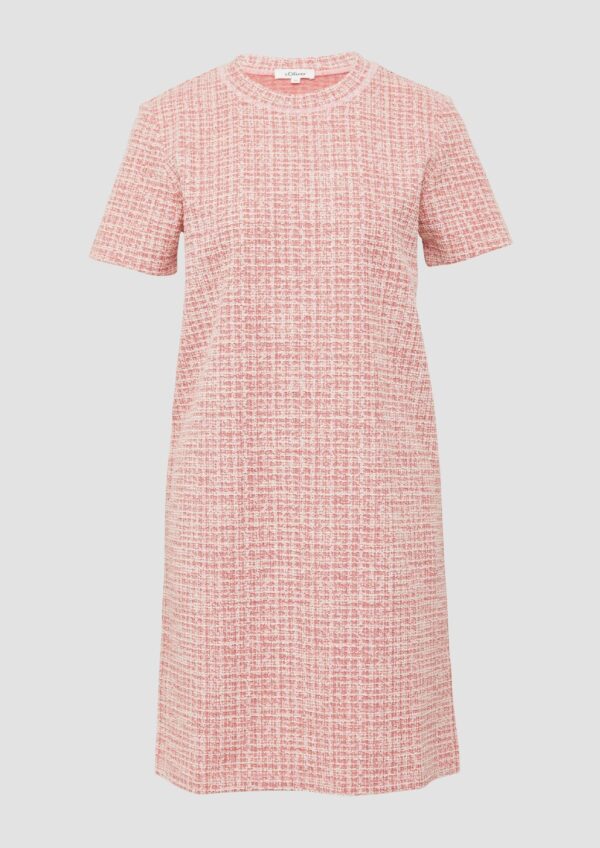 Etuikleid aus Bouclé mit kurzen Ärmeln