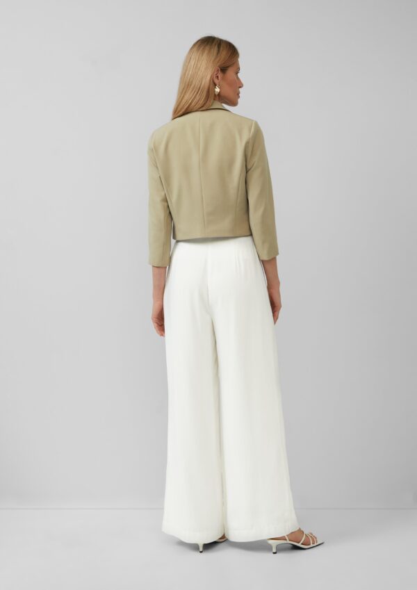 Kurzer Blazer mit 3/4-Ärmeln