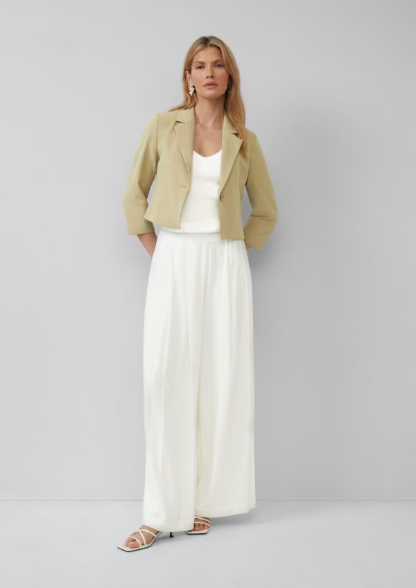 Kurzer Blazer mit 3/4-Ärmeln