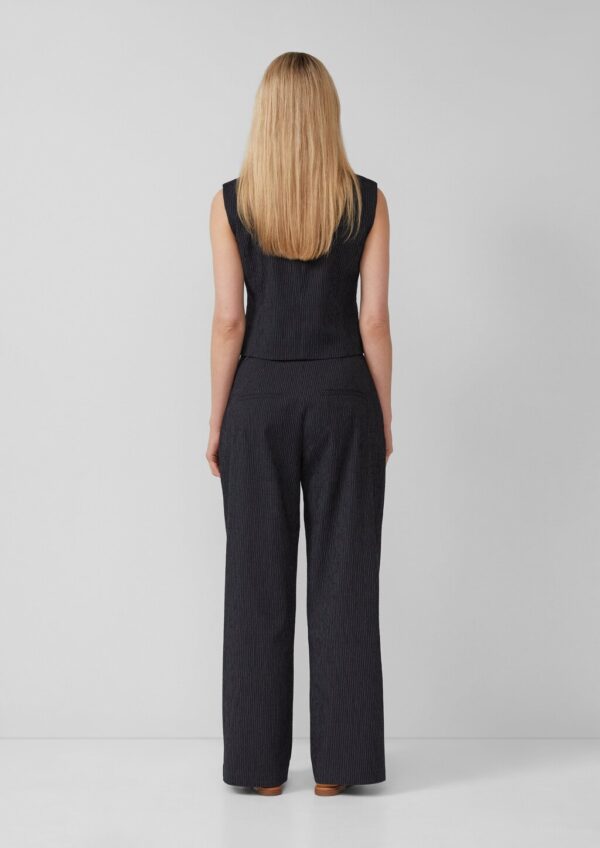 Fein gestreifte Wide-Leg-Hose mit Textilgürtel