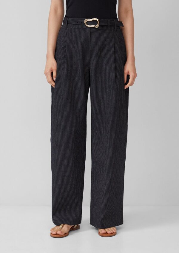 Fein gestreifte Wide-Leg-Hose mit Textilgürtel