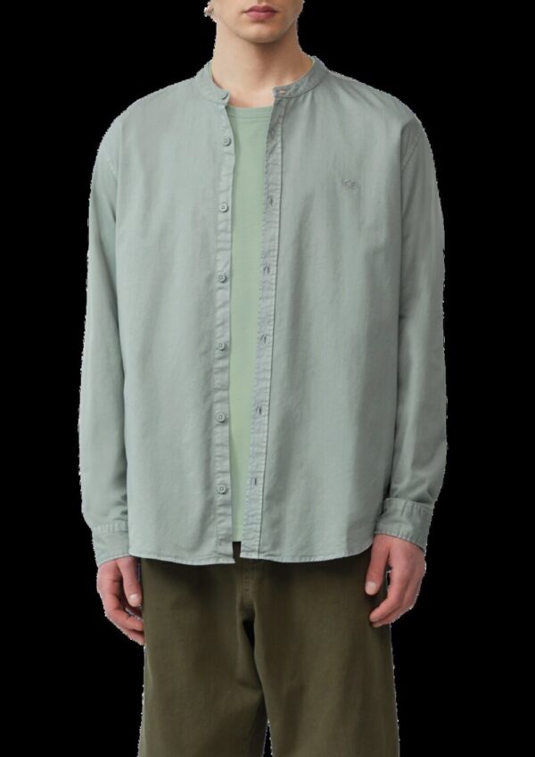 Regular Fit: Gewaschenes Stehkragenhemd mit Logo-Stickerei