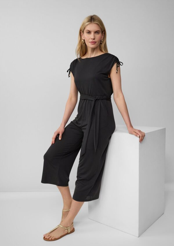 Jumpsuit aus Modalmix mit U-Boot-Ausschnitt