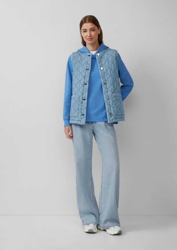 Weiches Kapuzensweatshirt mit seitlichen Schlitzen