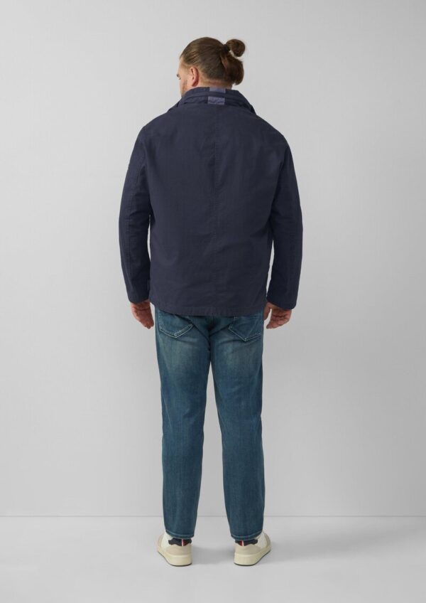 Jacke im Utility-Stil mit Kapuze im Kragen