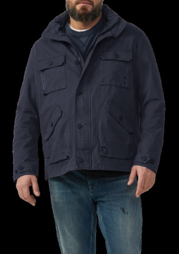 Jacke im Utility-Stil mit Kapuze im Kragen