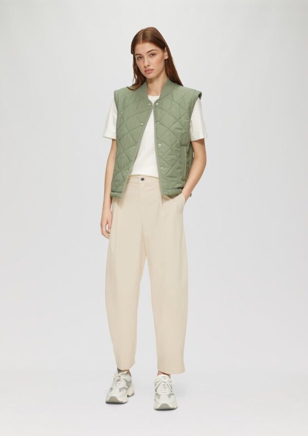 Cropped-Hose aus Twill mit Barrel Leg und Elastikbund in High Rise
