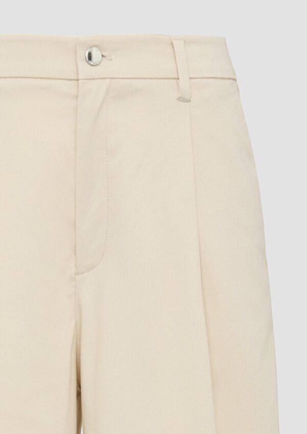 Cropped-Hose aus Twill mit Barrel Leg und Elastikbund in High Rise