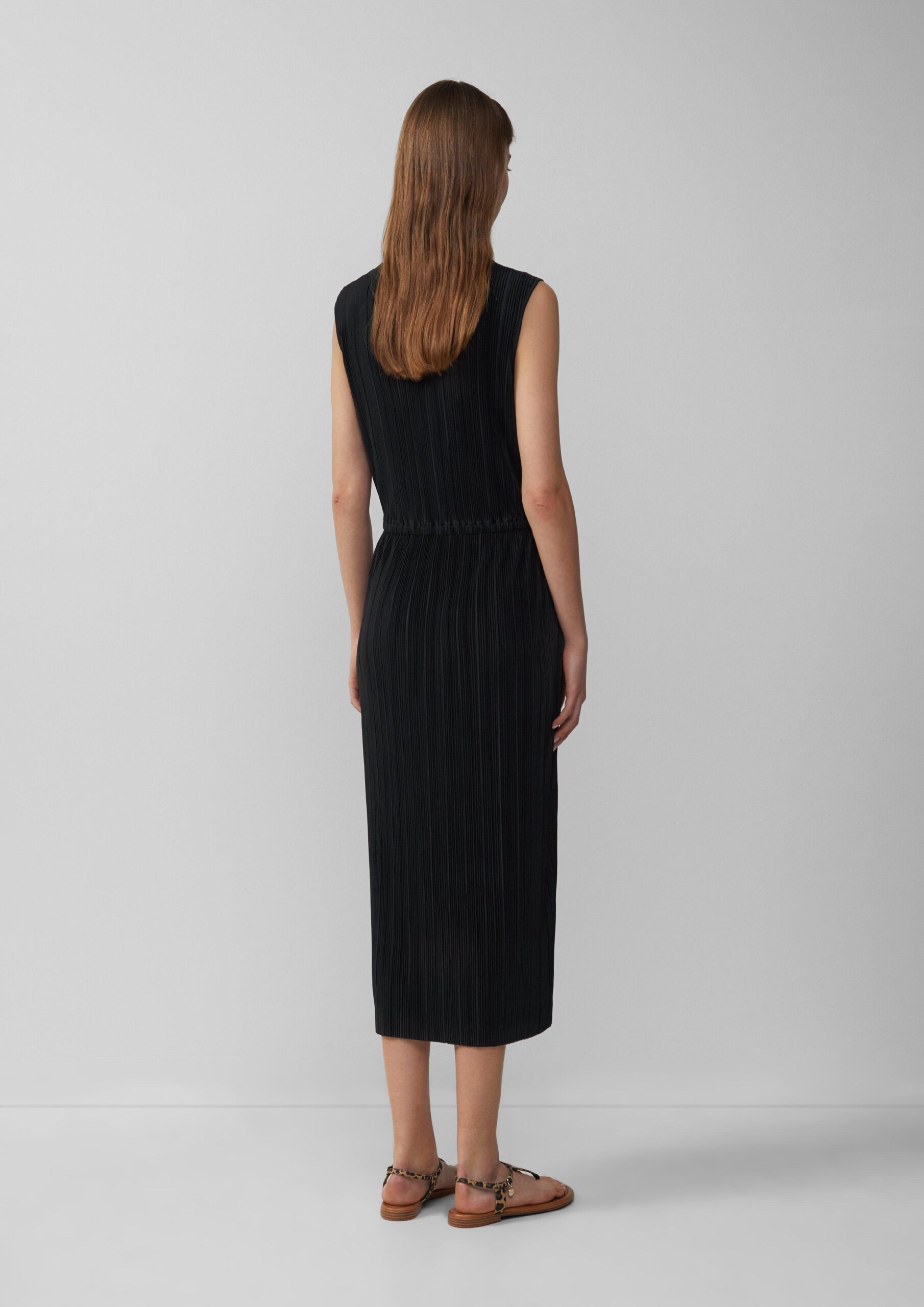 Gestreiftes Kleid im Relaxed Fit mit überschnittenen Schultern