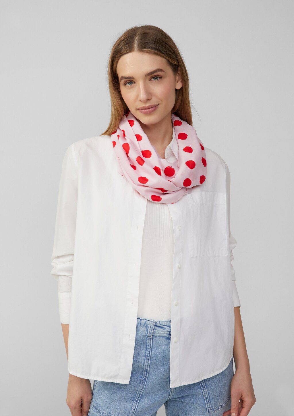 Loop-Schal aus Viskose mit Artwork