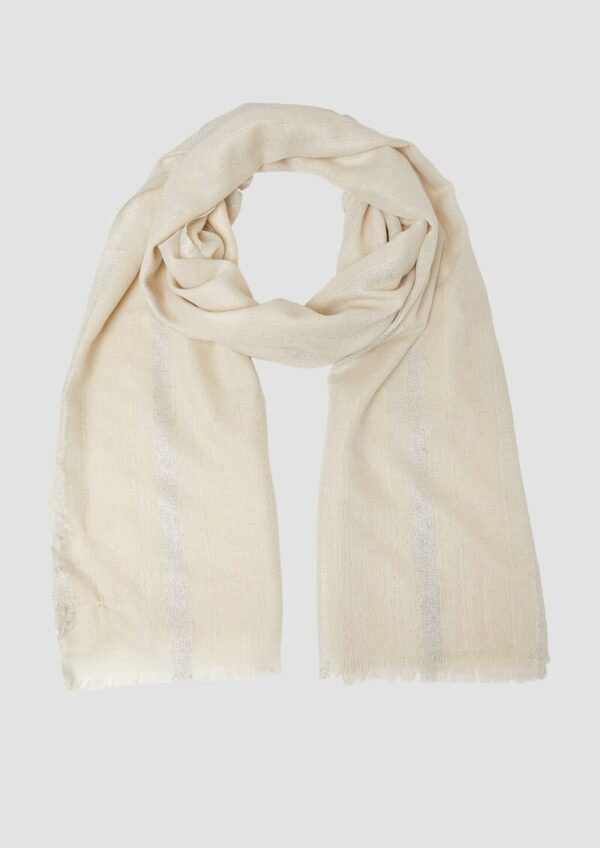 Schal mit Glitzergarn und Fransen