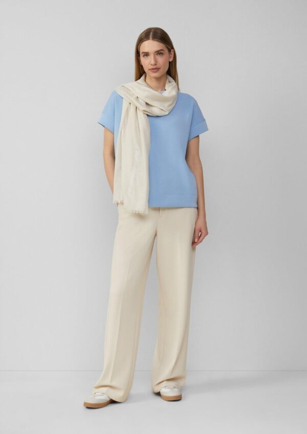 Schal mit Glitzergarn und Fransen