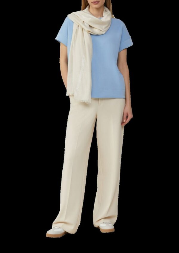 Schal mit Glitzergarn und Fransen