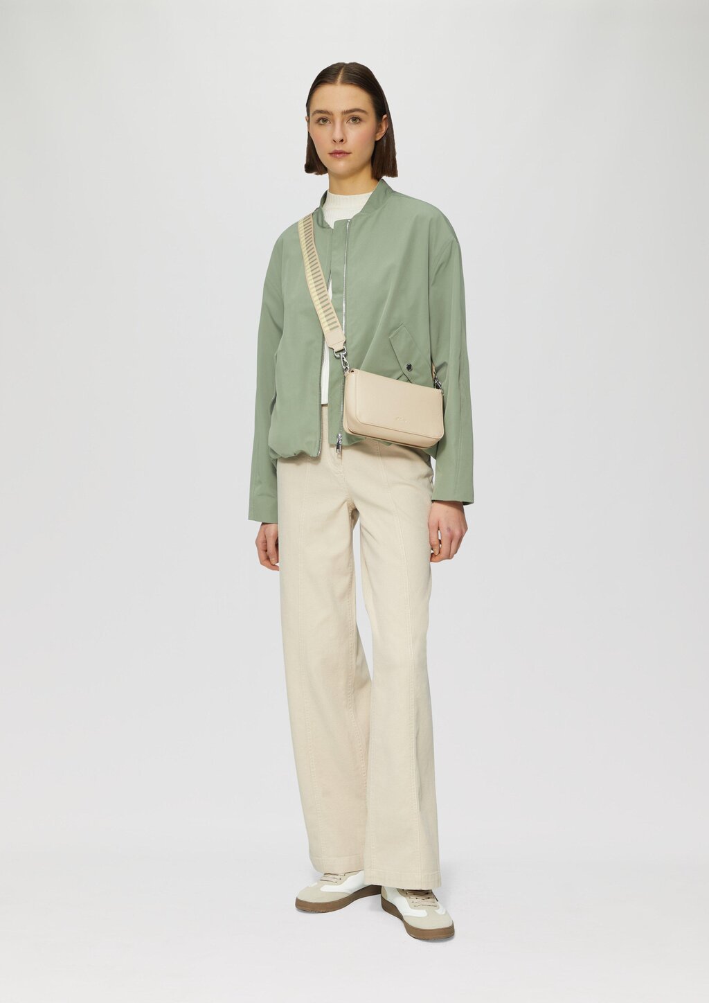 Verstellbarer Schultergurt aus Lederimitat