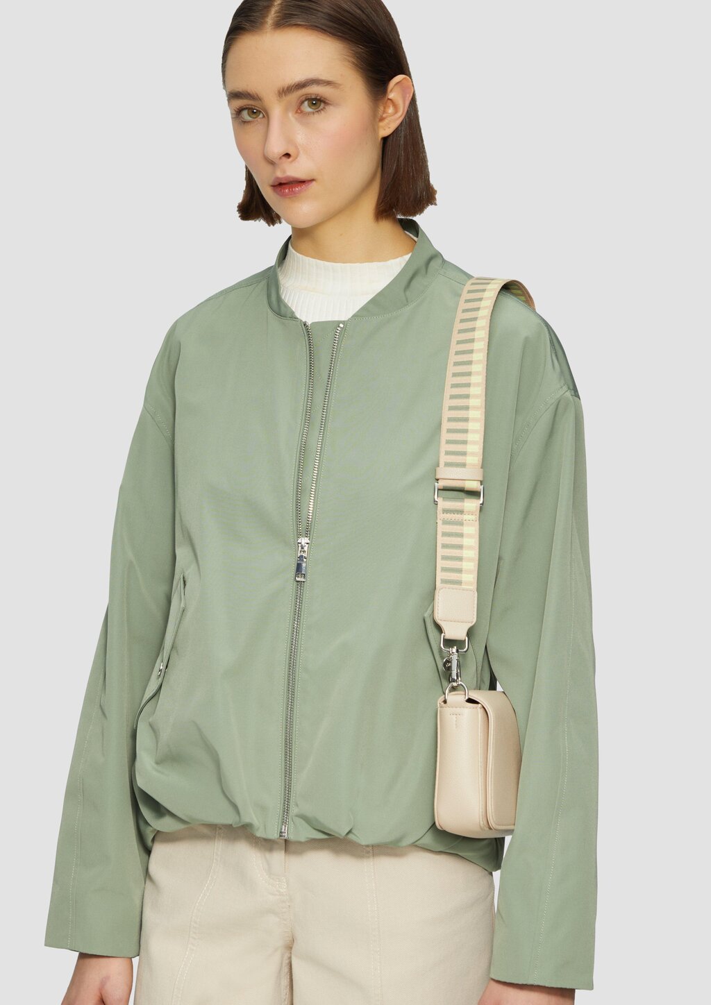 Verstellbarer Schultergurt aus Lederimitat