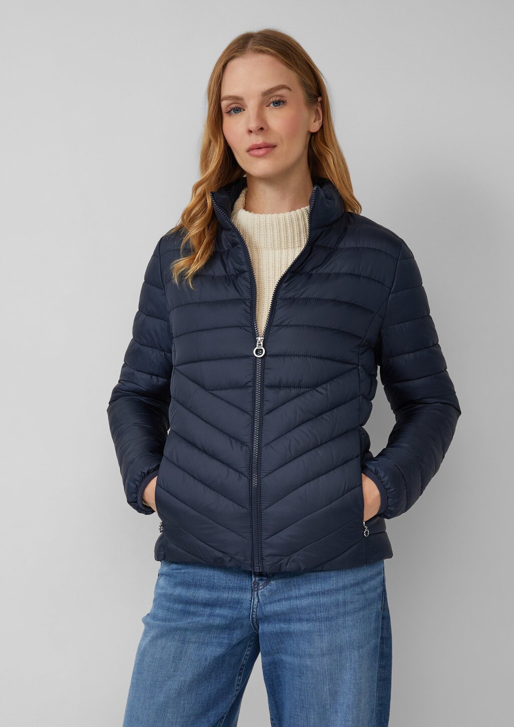 Leichte Steppjacke mit Pack-Funktion