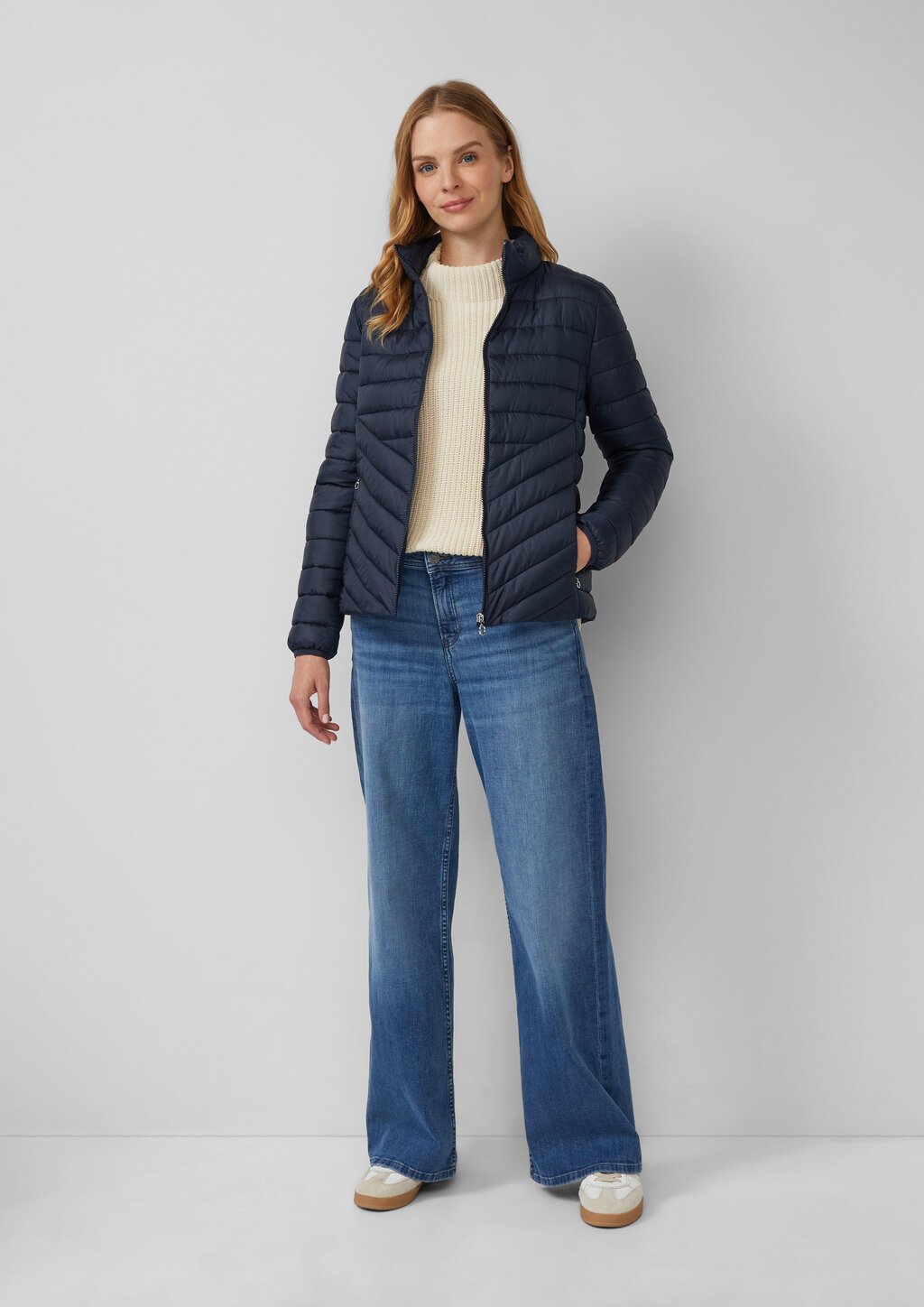 Leichte Steppjacke mit Pack-Funktion