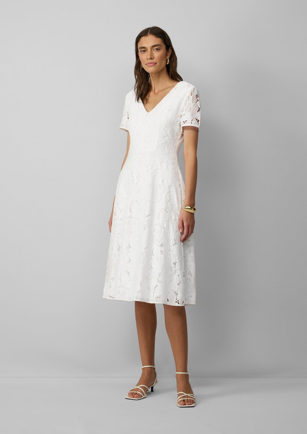 Midikleid aus Spitze mit blickdichtem Futter und floralem Muster