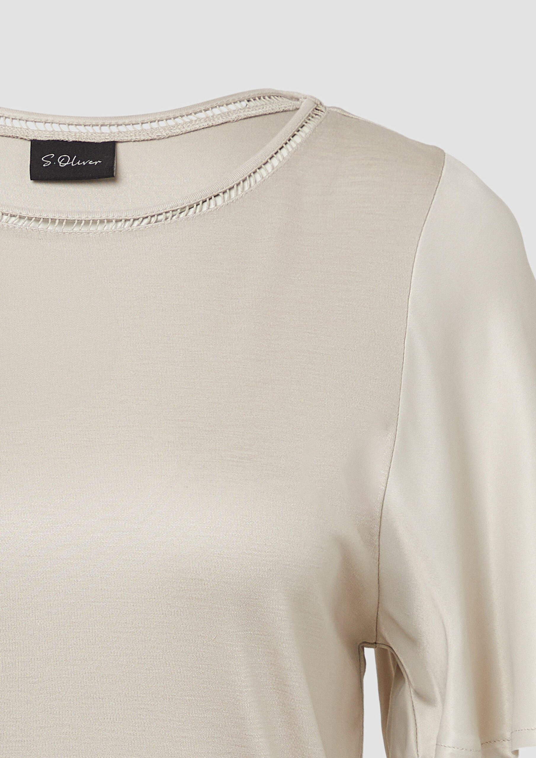 Viskose-T-Shirt mit Rundhalsausschnitt und Satin-Ärmeln