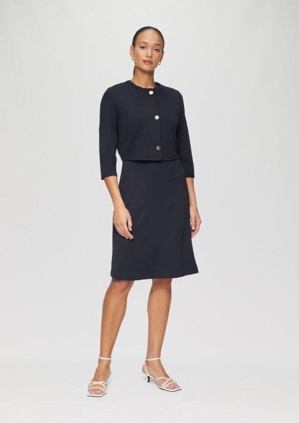 Verkürzte Jacke im Boxy-Fit mit goldfarbenen Knöpfen