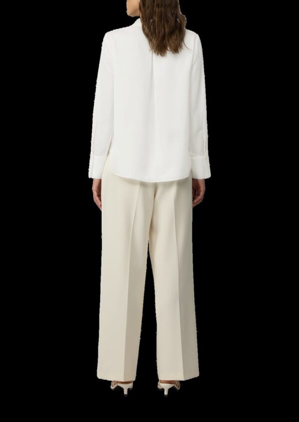 Fließende Hemdbluse mit Schmuckperlen-Applikation