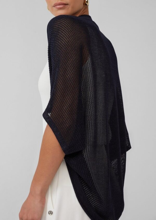 Strickponcho mit Glitzergarn