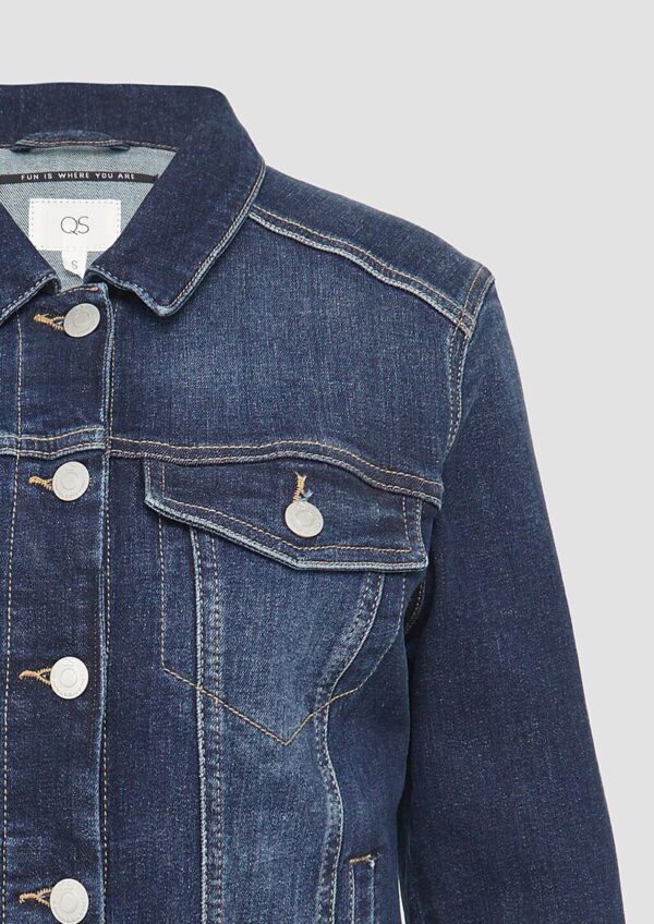 Schmal geschnittene Denimjacke in authentischer Waschung