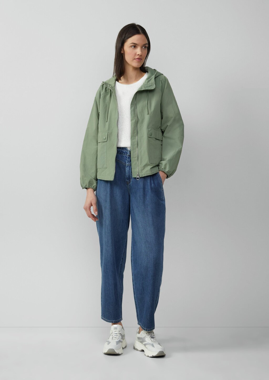 Semitransparentes Stricktop mit Rundhalsausschnitt