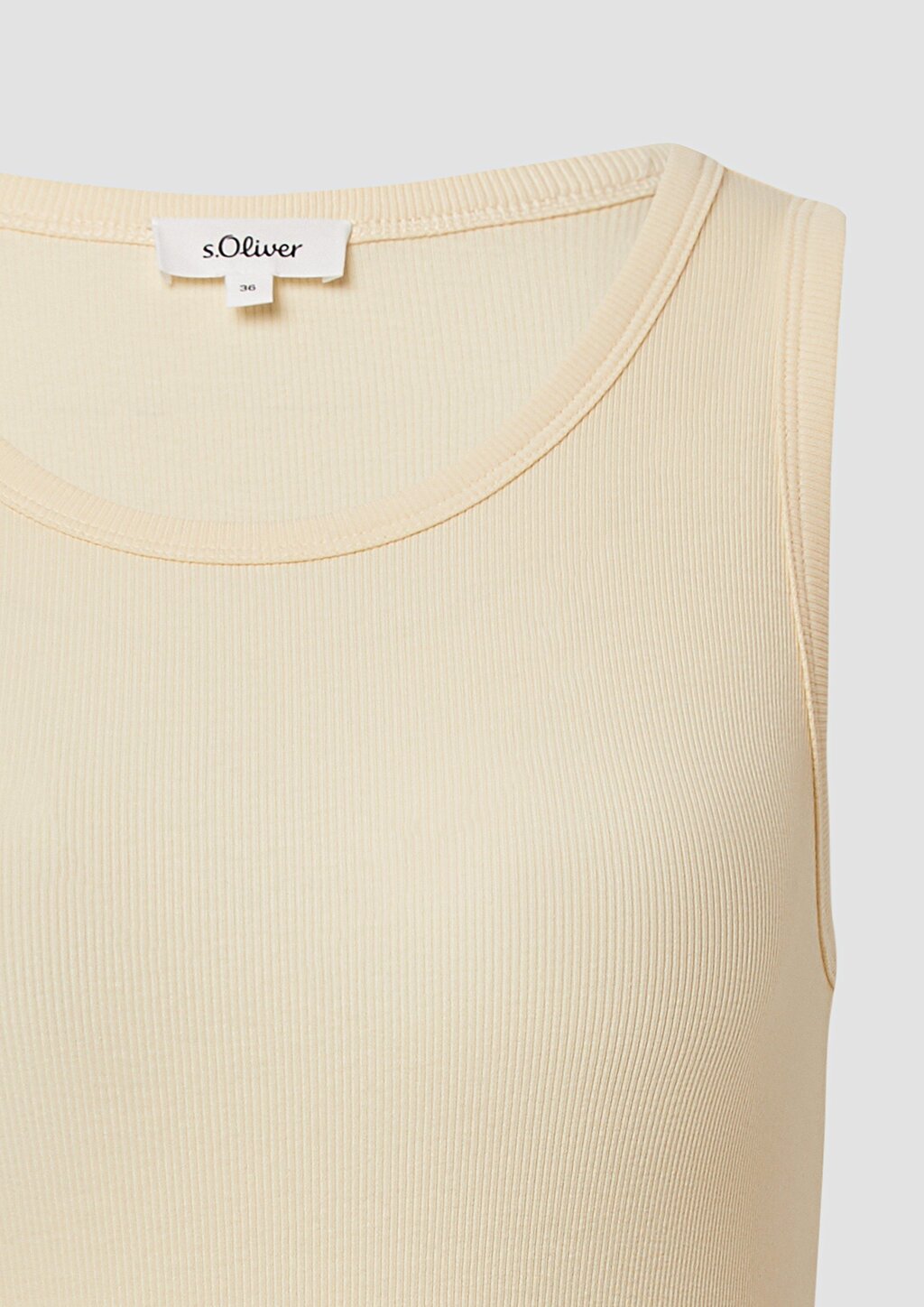 Slim-Fit-Top mit Rippstruktur