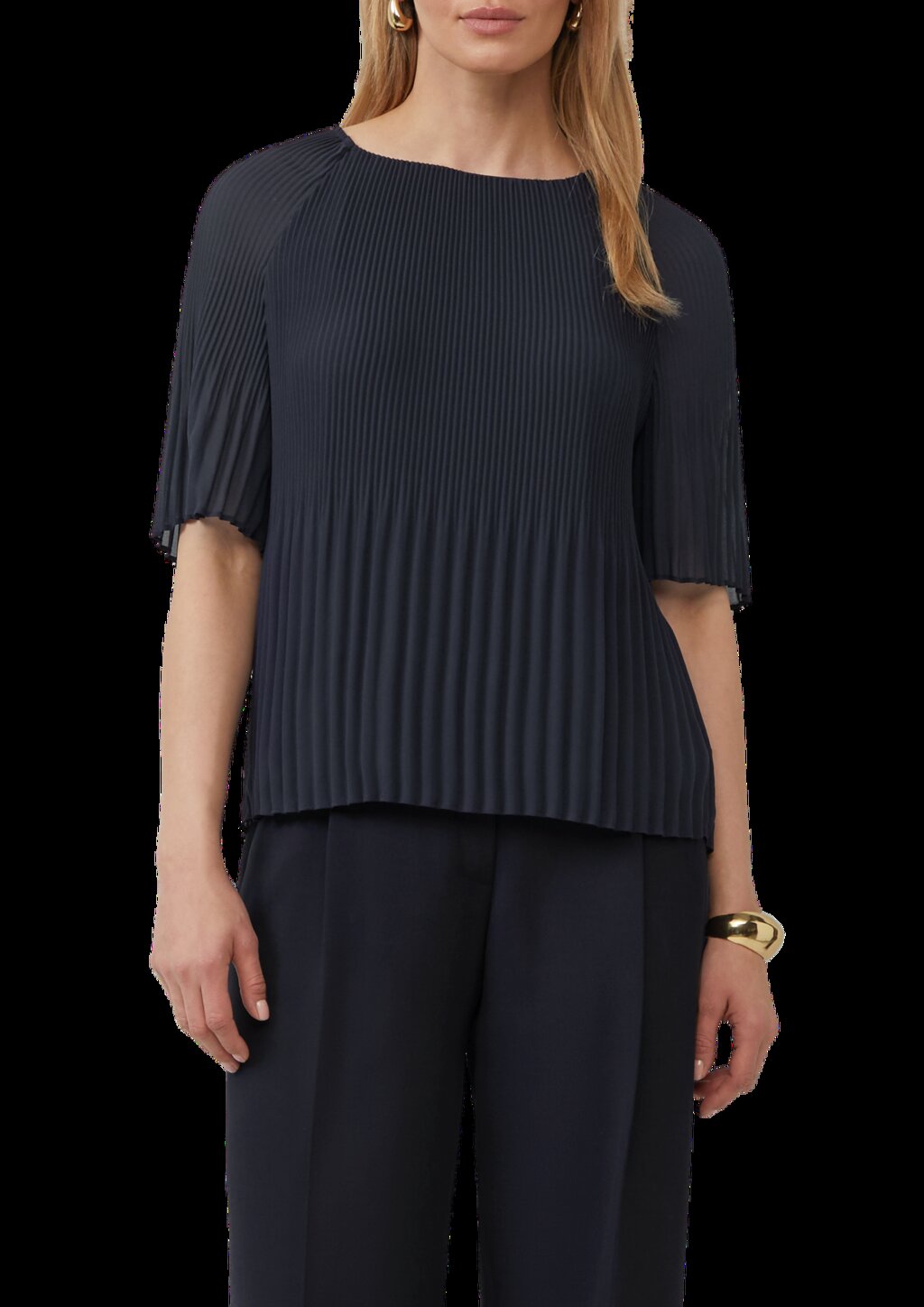 Plissierte Chiffonbluse mit kurzen Ragalanärmeln