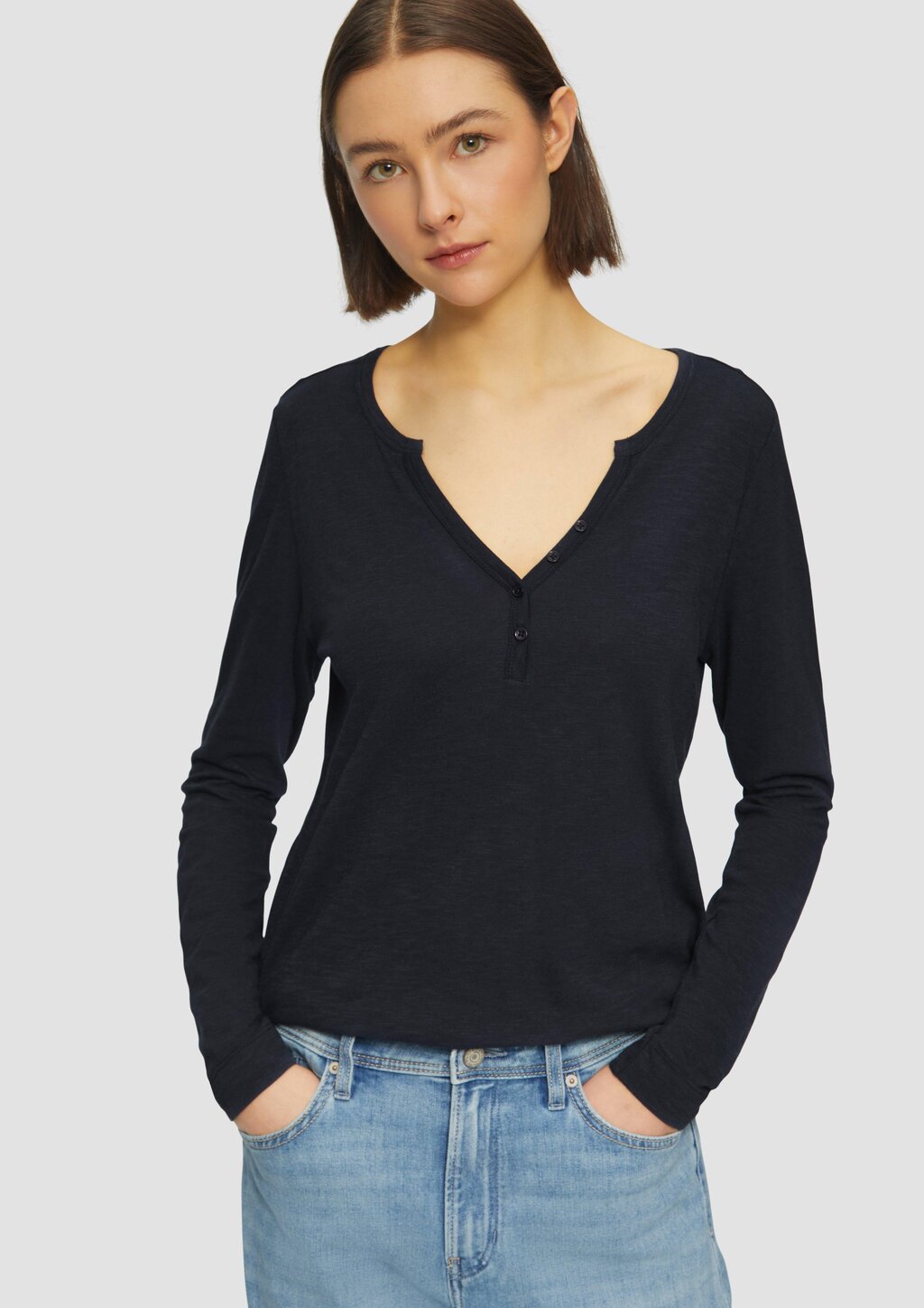 Langarmshirt mit Henley-Ausschnitt und Flammgarnstruktur