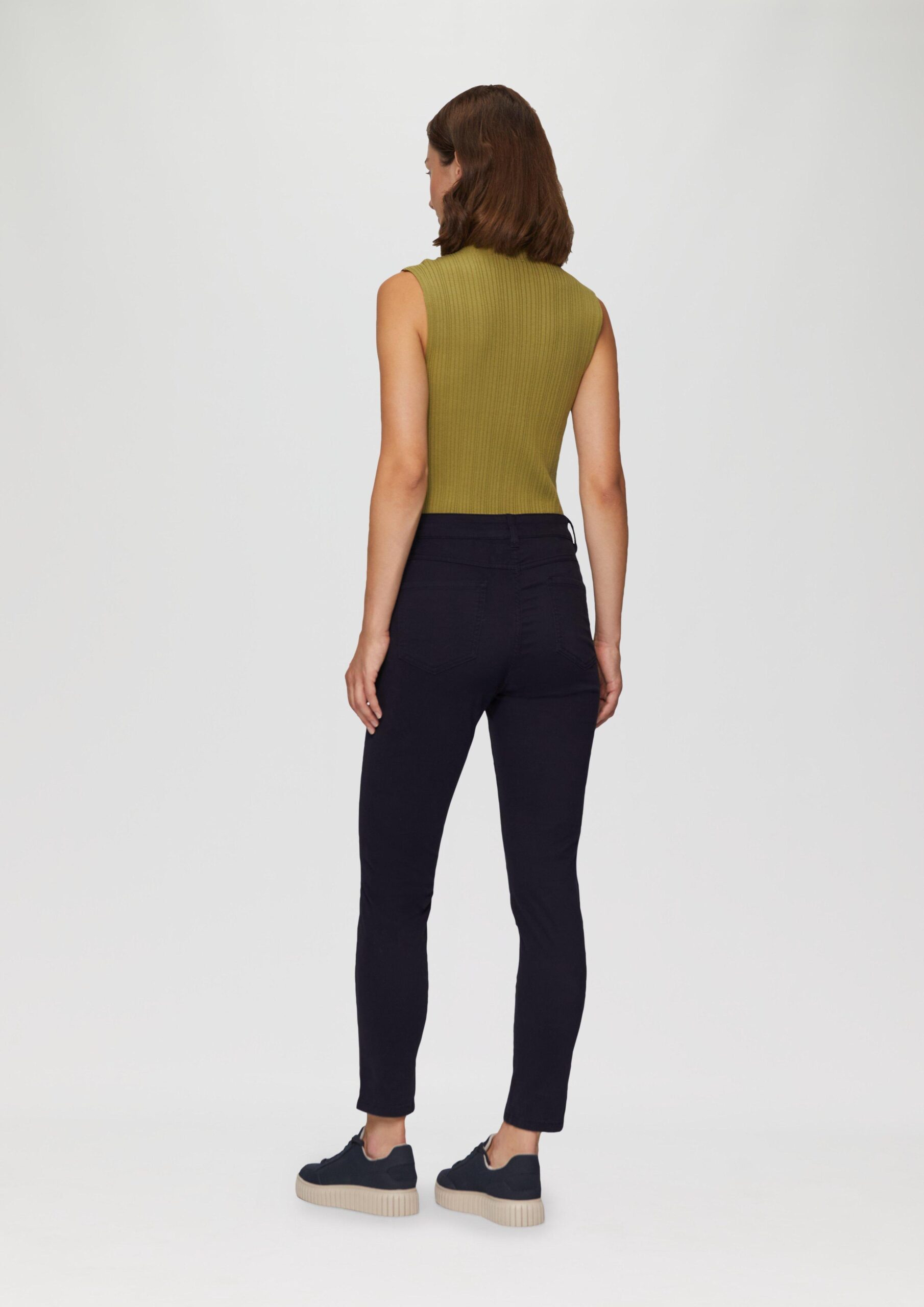 Ankle-Hose im Slim Fit mit mittelhohem Bund