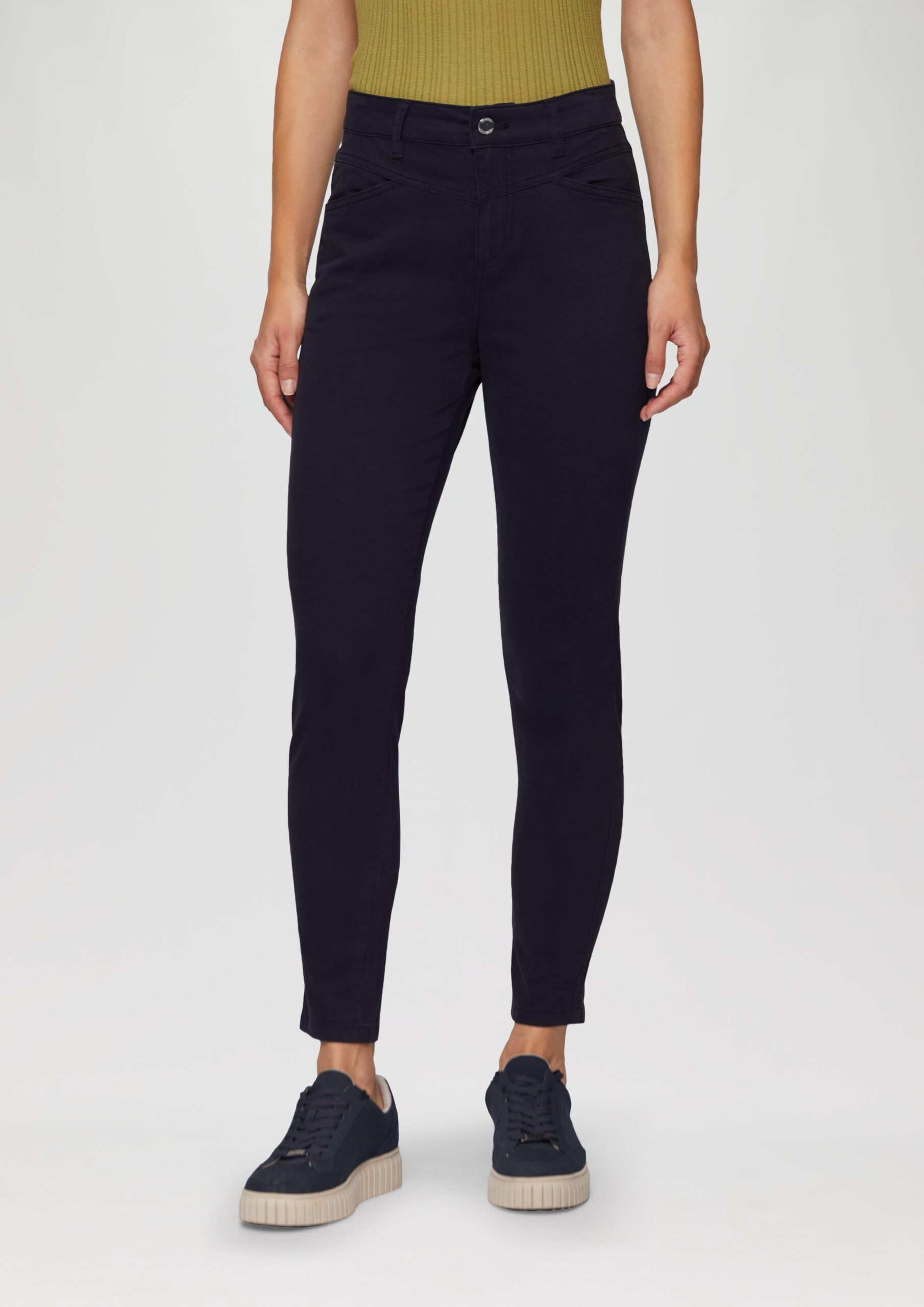 Ankle-Hose im Slim Fit mit mittelhohem Bund