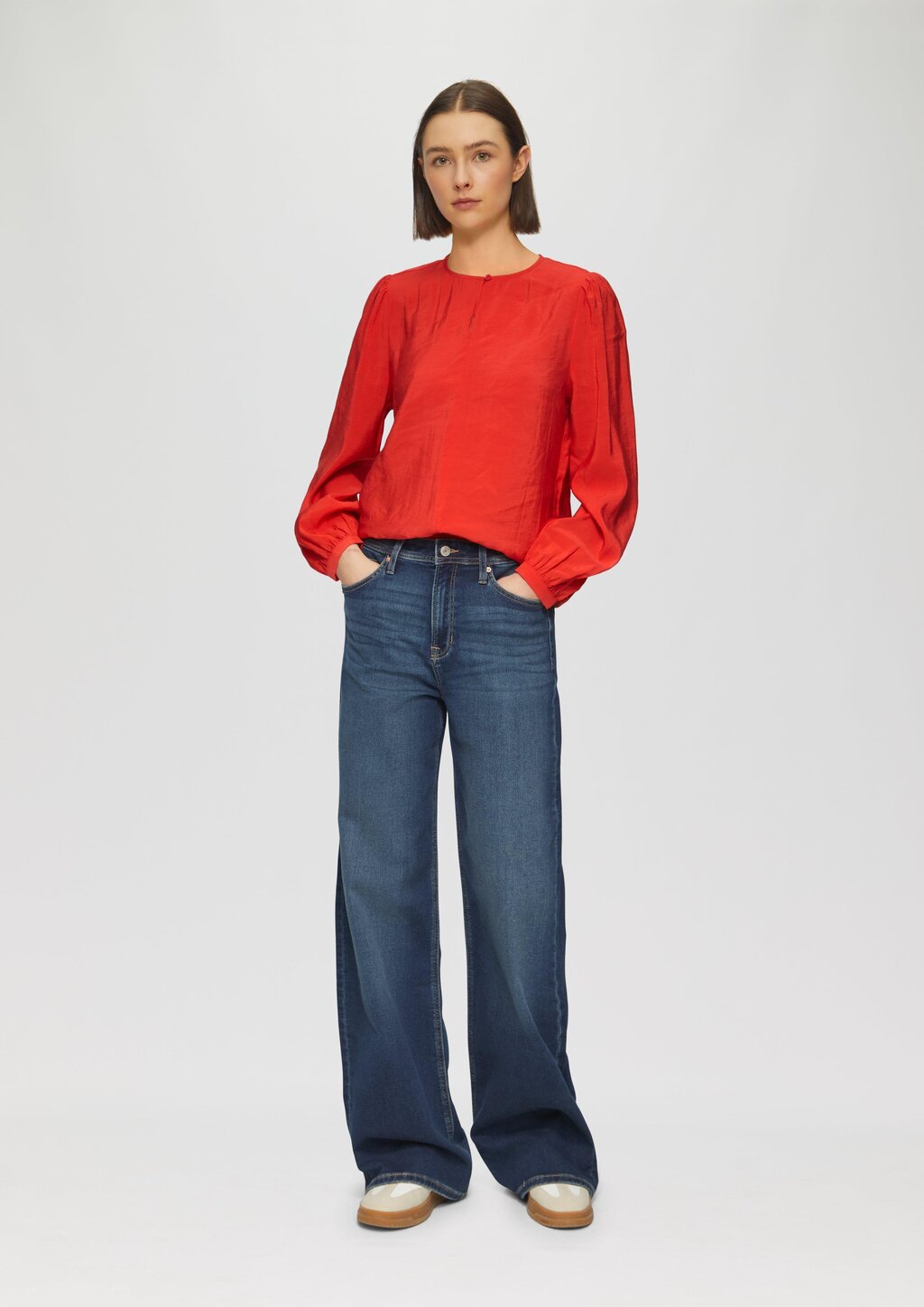 Bluse mit Puffärmeln im O-Shape