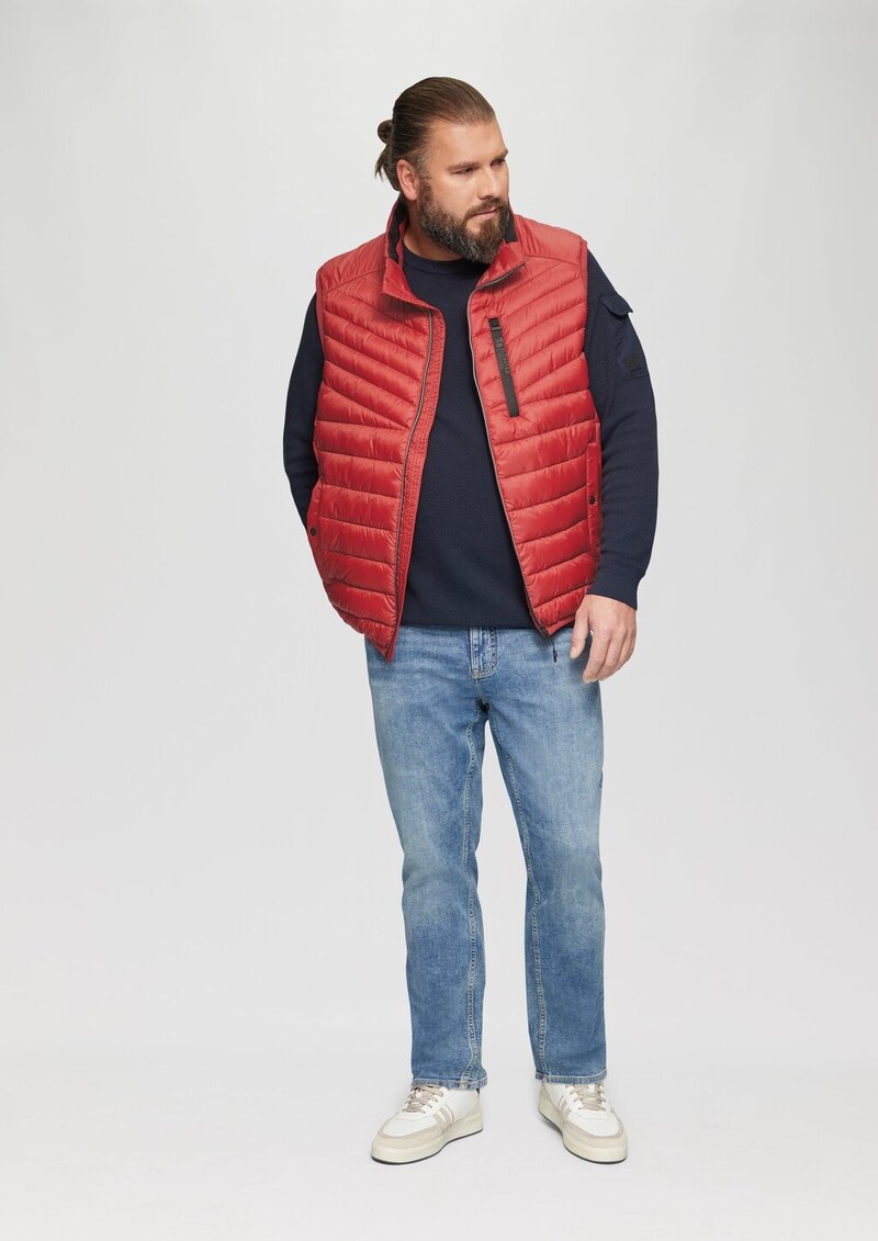 Sportive Steppweste mit Kontrastdetails | 360° Circular Vision