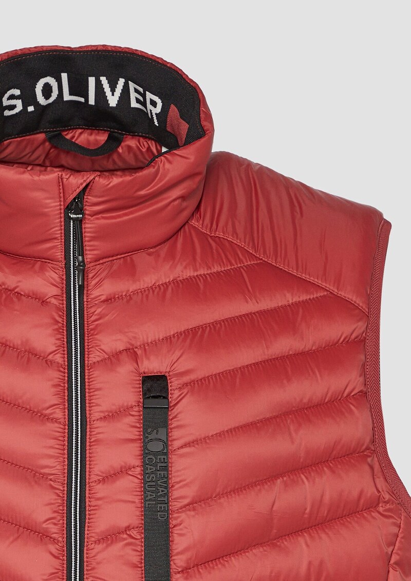 Sportive Steppweste mit Kontrastdetails | 360° Circular Vision