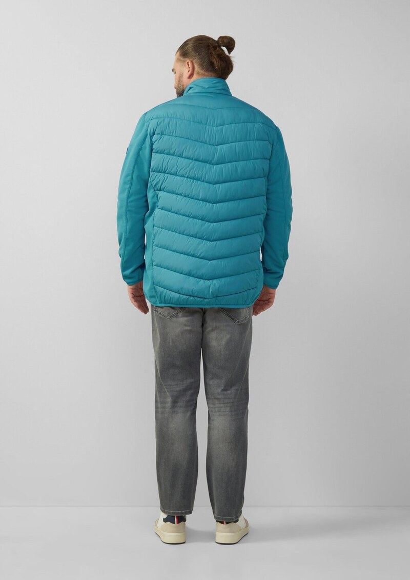 Materialmix-Jacke mit sportiven Kontrastdetails