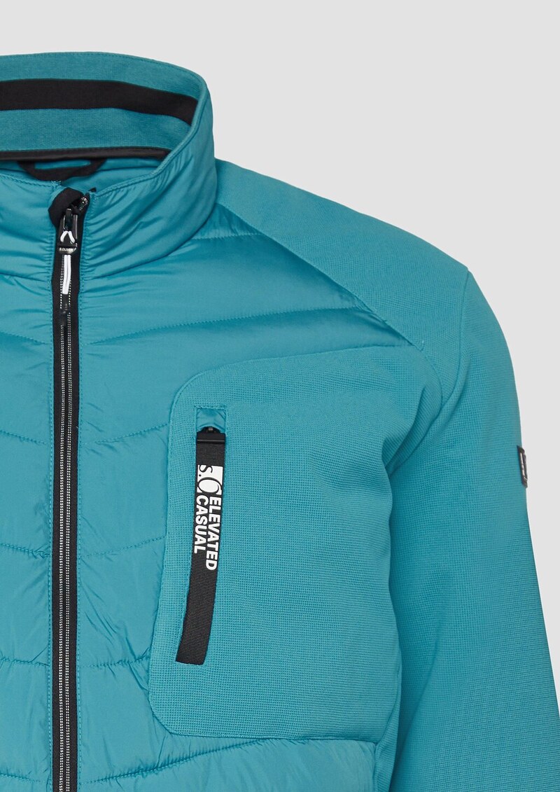 Materialmix-Jacke mit sportiven Kontrastdetails