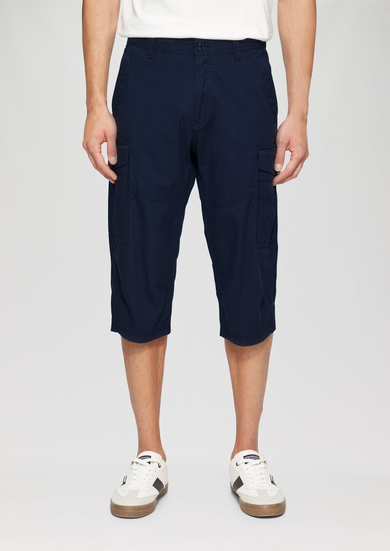 File: Strukturierte Bermuda im Relaxed Fit in 3/4-Länge