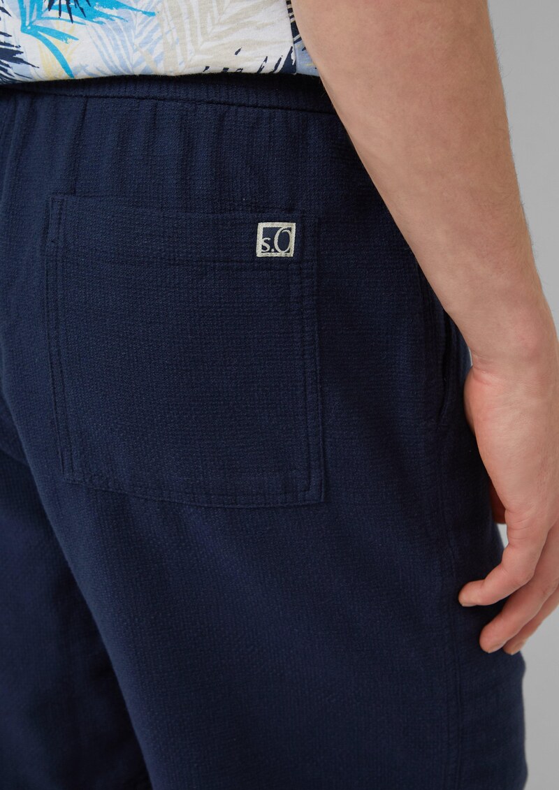 Detroit: Strukturierte Bermuda im Relaxed Fit